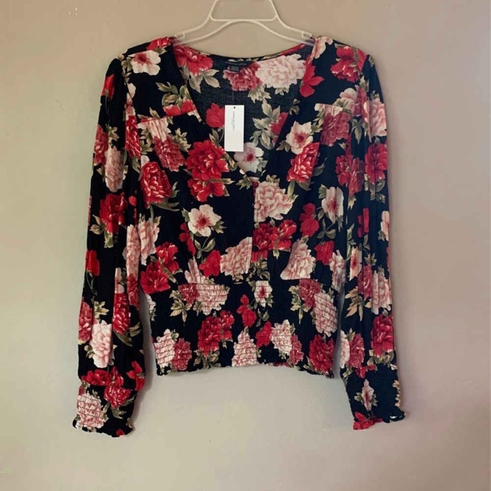American Eagle New with Tags Floral Top